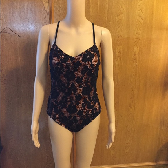 Gossip One Piece Swimsuit - Picture 6 of 11